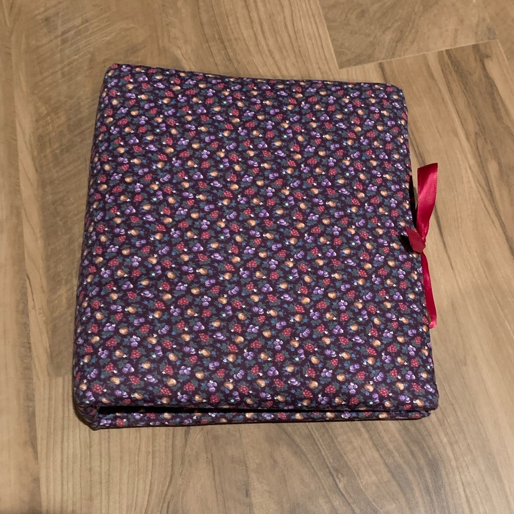 Fabric Flowers and Berry Vintage Binder